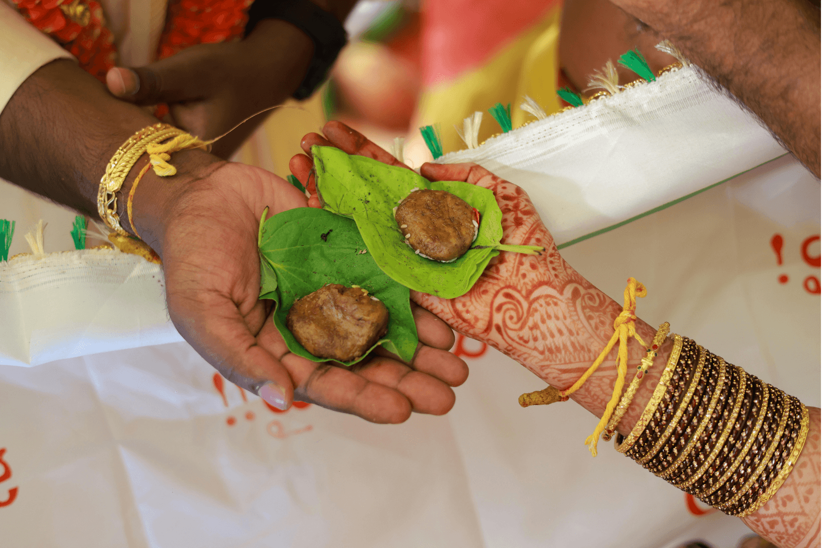 Bellam–Jeelakarra ritual on betel leaves